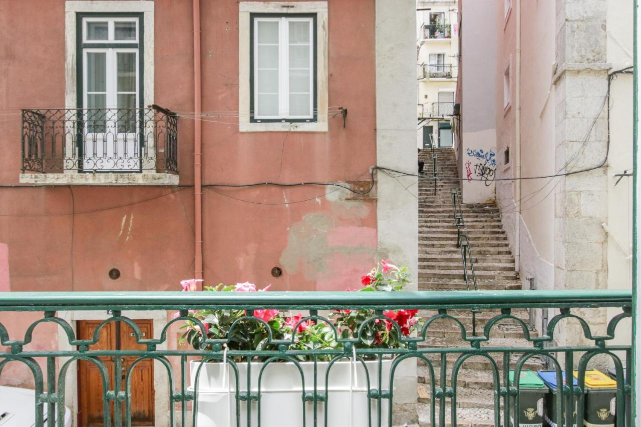 Ferienwohnung Golden Cage Chiado - Charm Historic And Cozy Lissabon Exterior foto